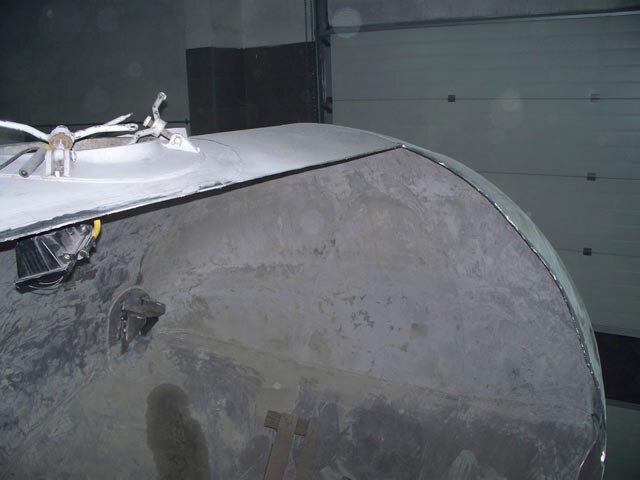 Naprawa czoła zbiornika silonaczepy – prostowanie i spawanie aluminium Naprawa czoła zbiornika silonaczepy – prostowanie i spawanie aluminium
