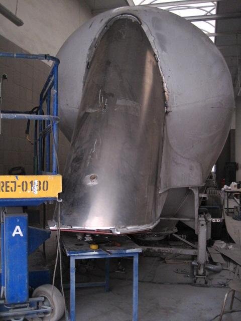 Wymiana sekcji zbiornika silonaczepy – nowy płaszcz aluminiowy Wymiana sekcji zbiornika silonaczepy – nowy płaszcz aluminiowy