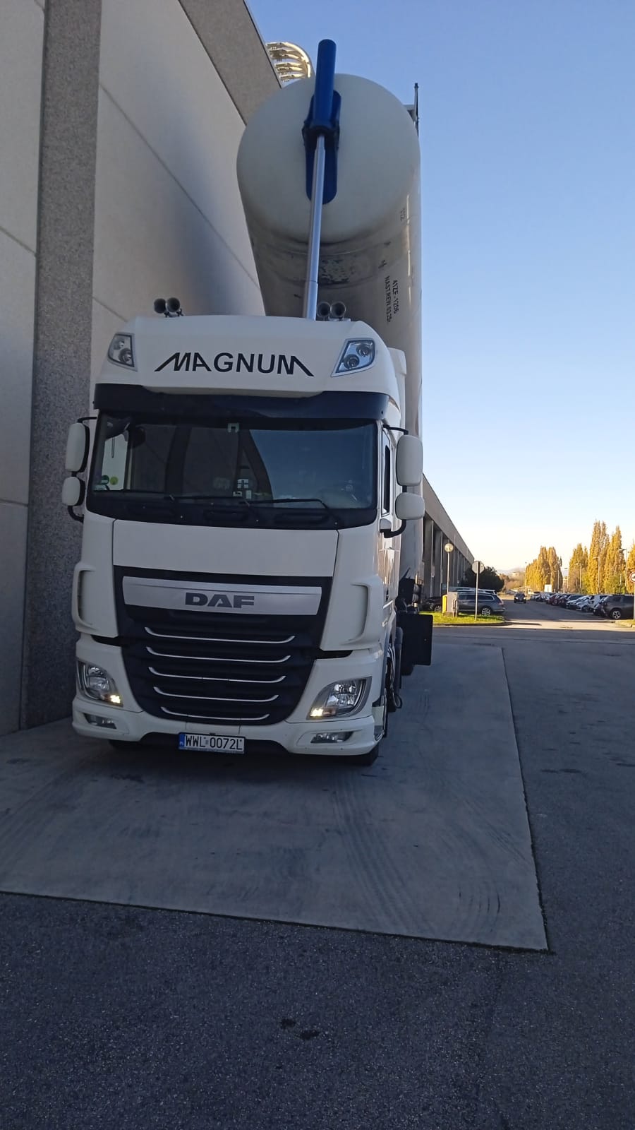 Silonaczepa DAF w transporcie materiałów sypkich